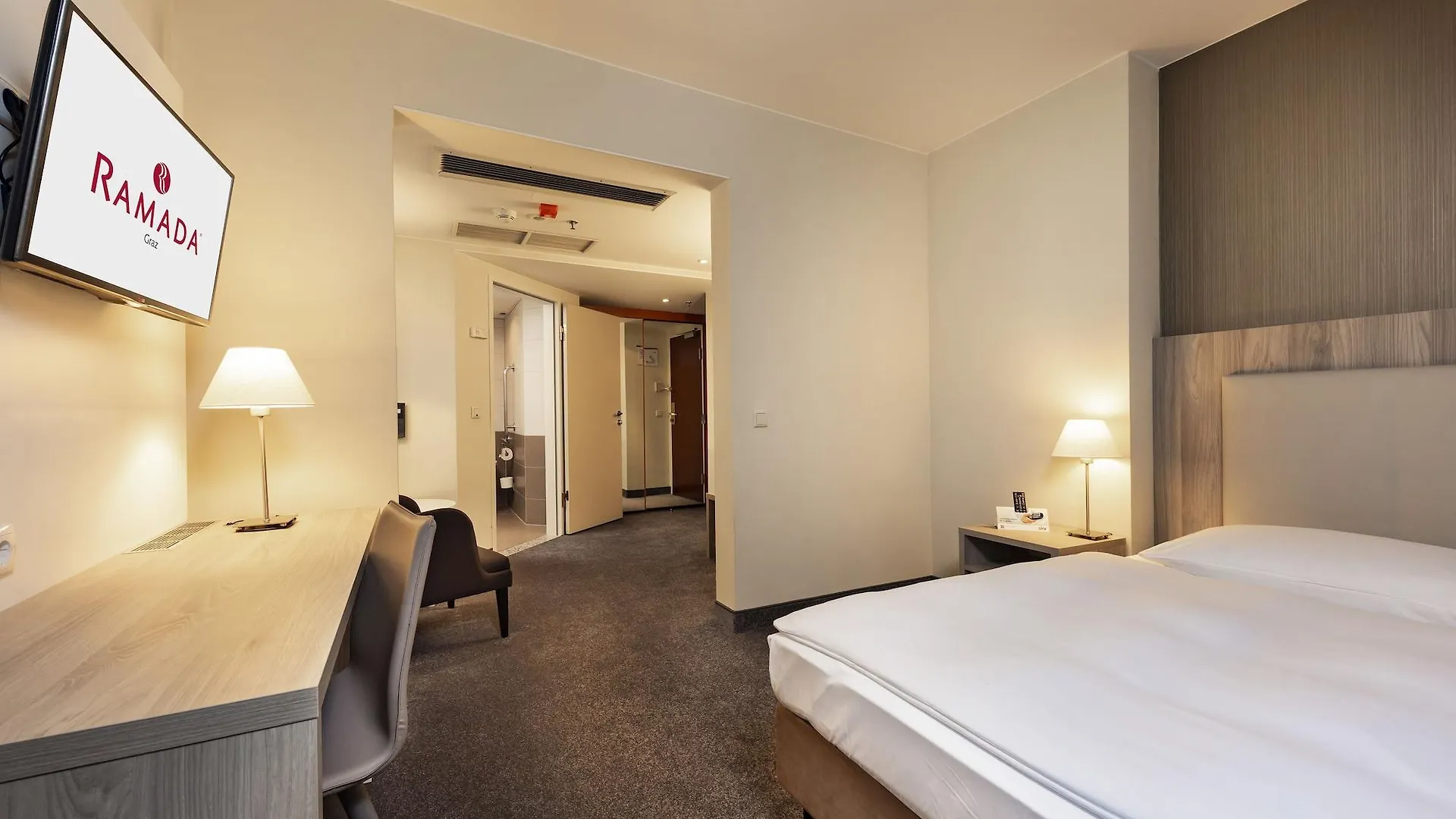 Hotel Ramada By Wyndham Graz Unterpremstaetten