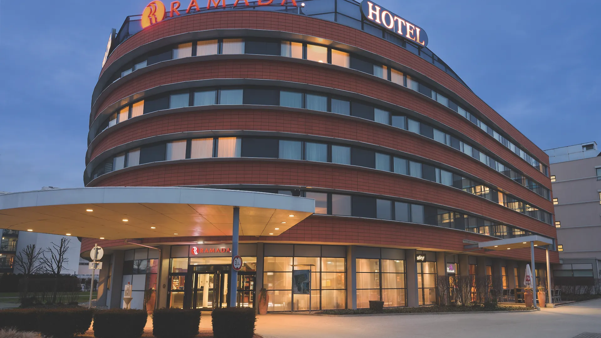 Hotel Ramada By Wyndham Graz Unterpremstaetten